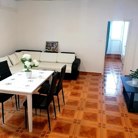 Daire Tri Kralja - Three Kings In The Center With Private Parking *