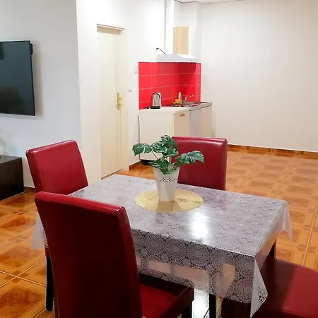 Tri Kralja - Three Kings In The Center With Private Parking Daire