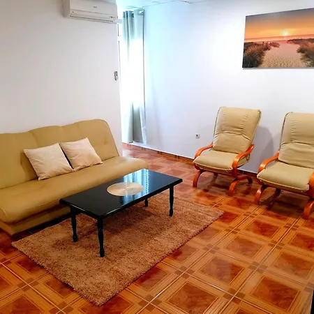 Tri Kralja - Three Kings In The Center With Private Parking * Imotski