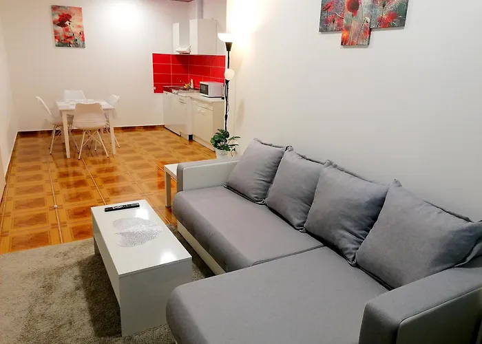 شقة Tri Kralja - Three Kings In The Center With Private Parking إيموتسكي