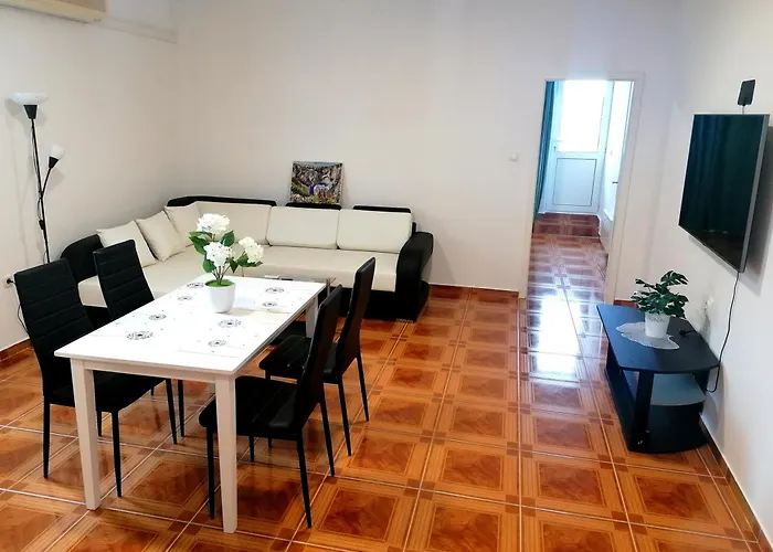 شقة Tri Kralja - Three Kings In The Center With Private Parking *