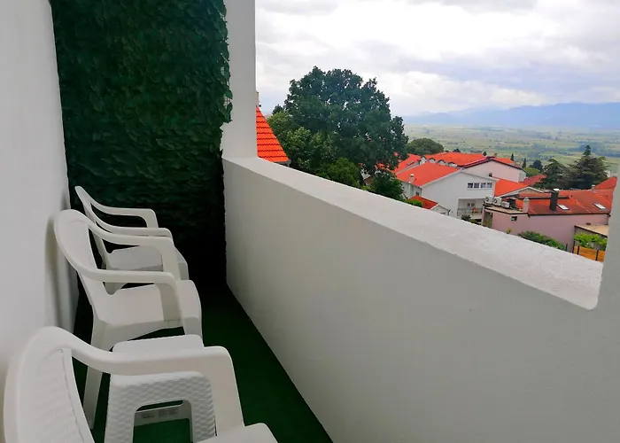 Tri Kralja - Three Kings In The Center With Private Parking *